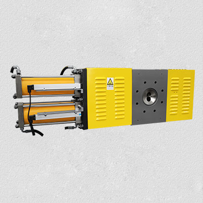 Double plate hydraulic screen changer